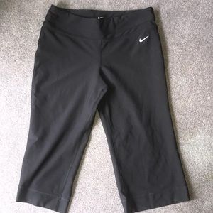 Nike Dri-Fit Capri Pants